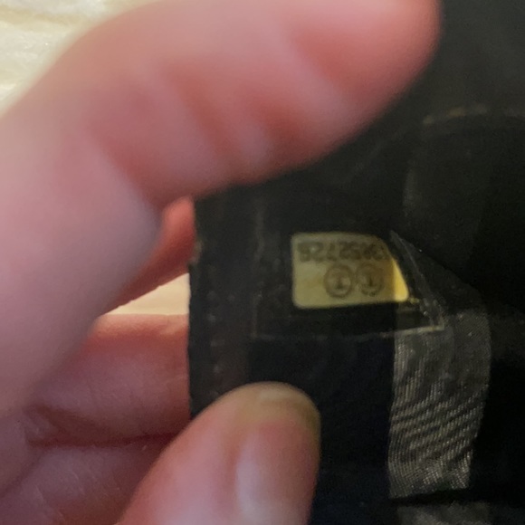 Chanel wallet/cardholder- NO OFFERS - Picture 9 of 12